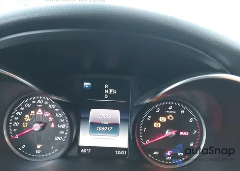 2015 Mercedes-Benz C 300 4Matic/Luxury 4Matic/Sport 4Matic из США, поврежденный, VIN 55SWF4KB7FU034024